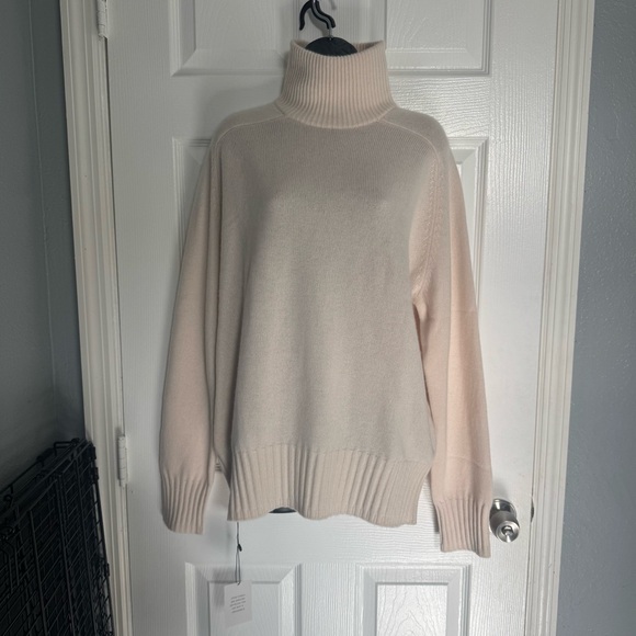 NWT SRG Fayy Elegant Cream Pink Turtleneck Sweater - Size S - Picture 2 of 6